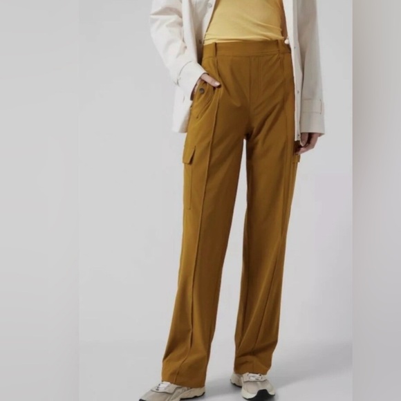 ATHLETA Vienna Cargo Pant Casual Travel Career in Brass Yellow Size 8 New! - Picture 3 of 9
